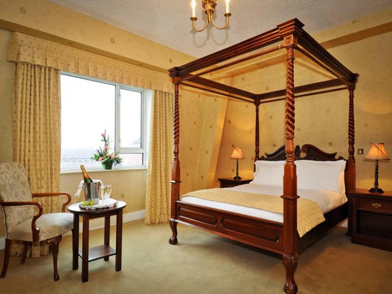 Lawlors Hotel Dungarvan  Exterior photo