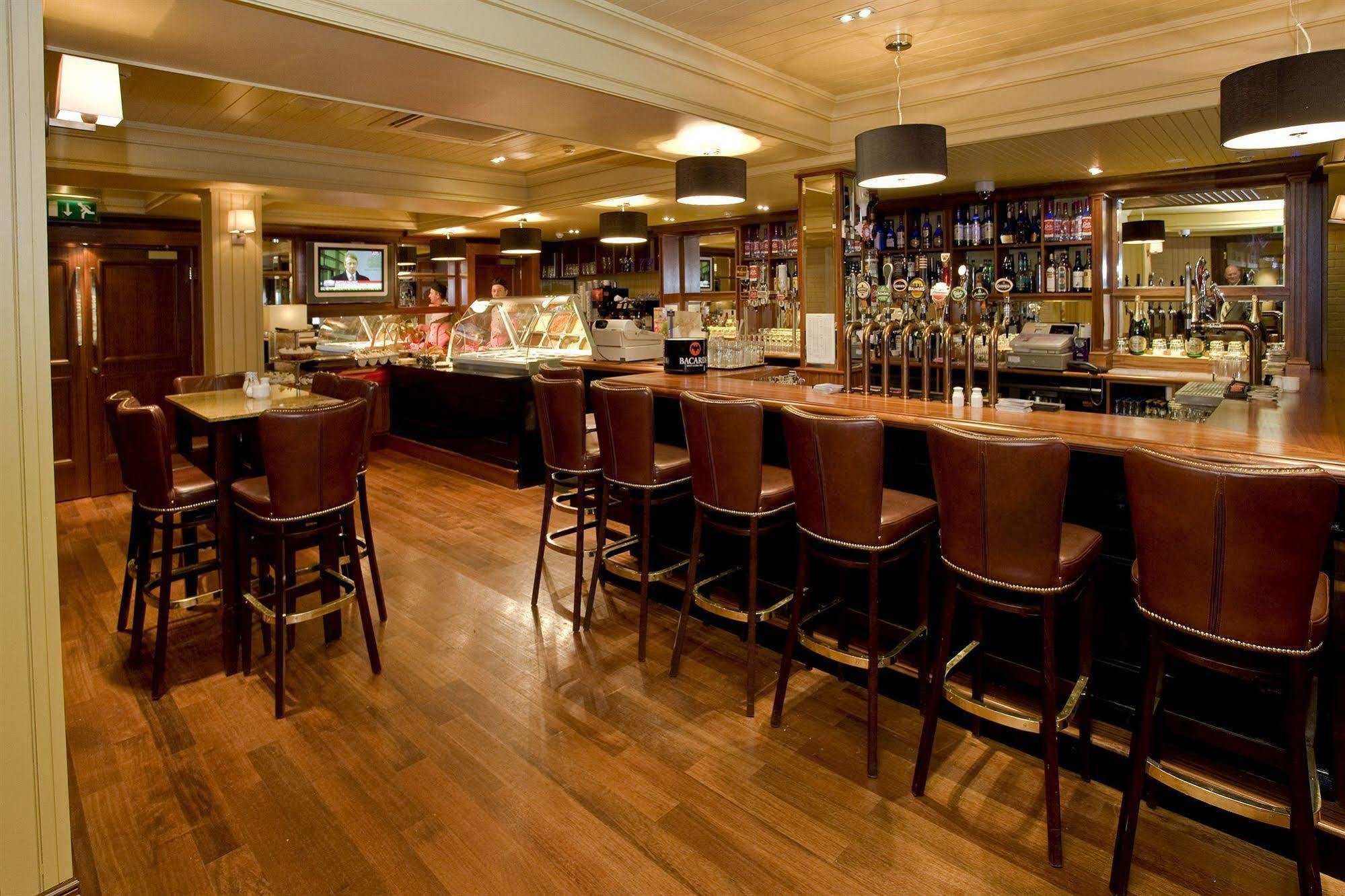 Lawlors Hotel Dungarvan  Exterior photo